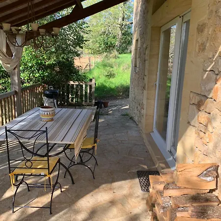 Πανσιόν Le Hameau De Borie *